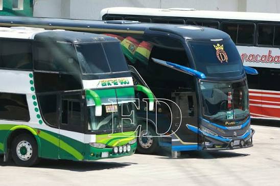 La ATT niega autorización para subir pasajes y advierte sanciones a transportistas